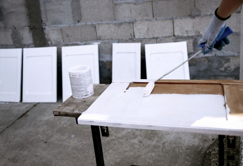 Professional Cabinet Finishing